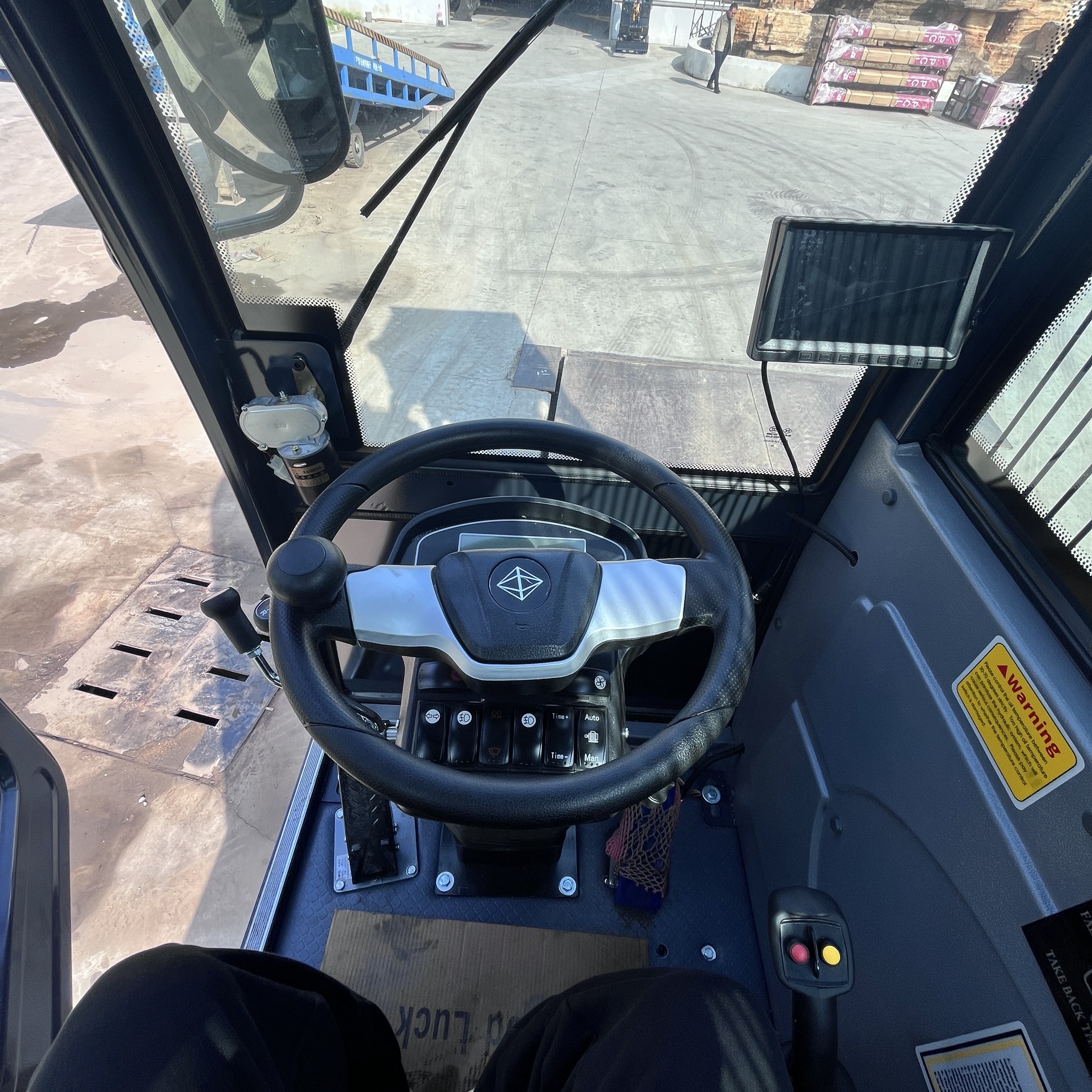 Small concrete mixer dump truc - огляд і ціна Concrete Mixer Small