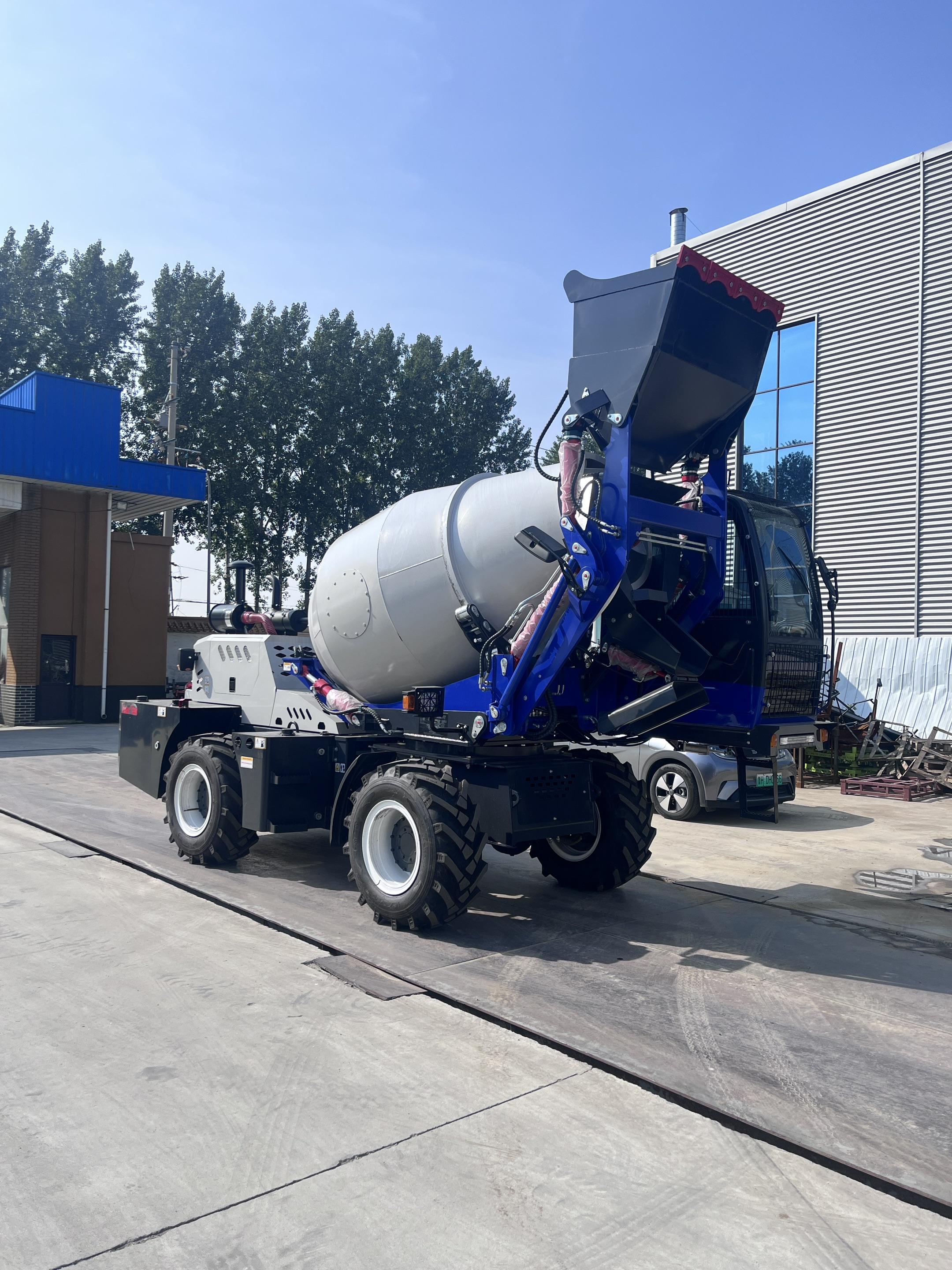 4 cubic meters of concrete mix - огляд і ціна Concrete Mixer Small